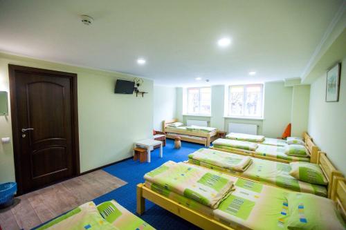 1 twin bed