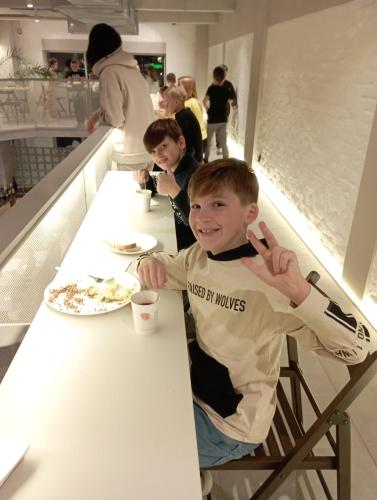 ห้องอาหาร, Apart Hotel Avinos in เขตฟรันคิฟสกี้