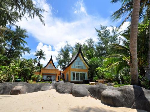 Dragon Sea View Villa