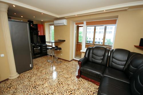 Pechersk Apartment in Kiev Center - image 6