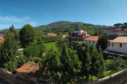 Amplio y céntrico piso con buenas vistas en Selaya - Apartment