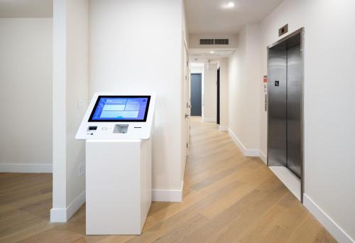 Queen Studio - Disability Access image 3