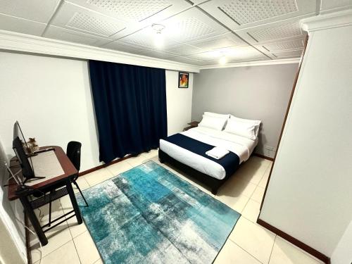 1 queen bed