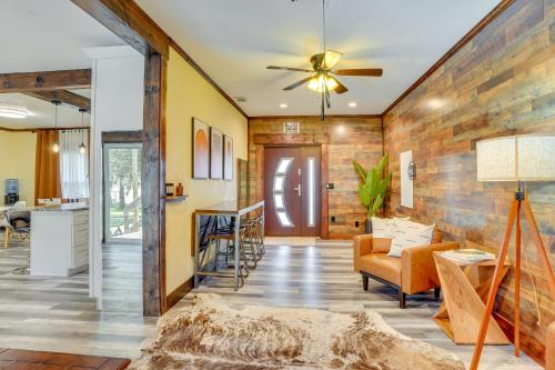 Stylish Waterfront Lake Wales Home Rental with Dock! in Lake Wales, USA