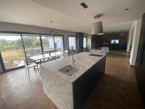 Emy house in Ariana