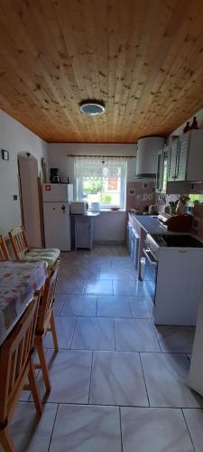 Ubytovani Eden in ดโลฮาเวส