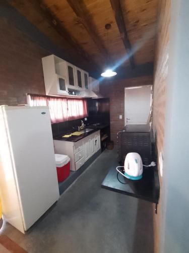 ห้องครัว, Cabaña Los Pinos (Cabana Los Pinos) in บาร์เรอัล