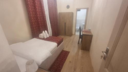 1 twin bed