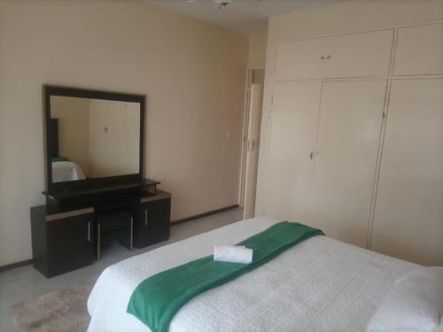 Spacious Executive Holiday Apartment In Bulawayo in Bulawayo