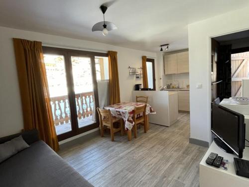 Appartement Huez, 2 pièces, 4 personnes - FR-1-405-25 Alpe d’Huez