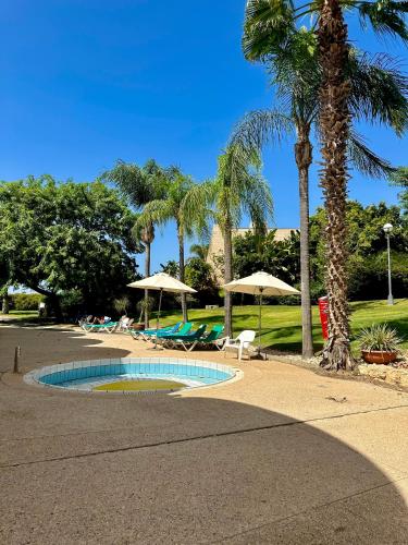 Habostan ceasarea, הבוסתן בקיסריה in Caesarea