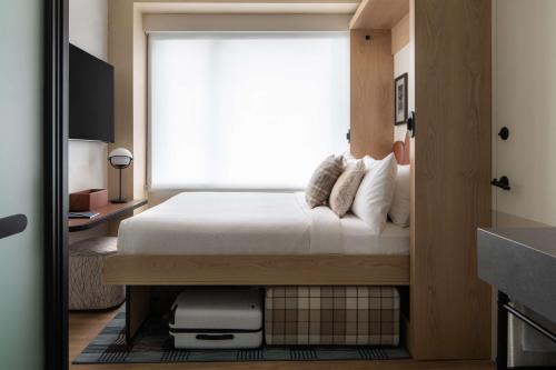 Flex Room with Wall Bed image 10