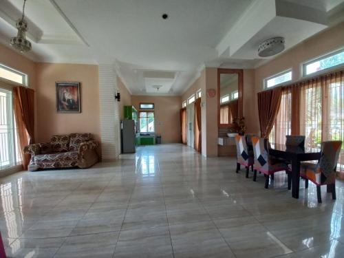 Villa CH 406 Ciloto Puncak