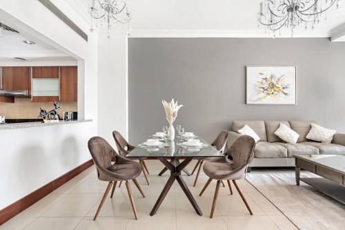StoneTree - Luxurious 1 BR with Beach Access at Fairmont The Palm - image 5