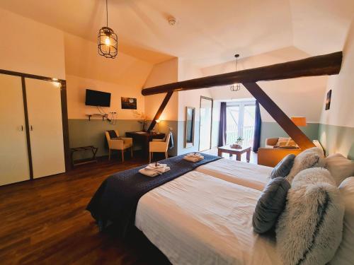 B&B De Kan Hoeve Room Type - Twin Room with French Balcony