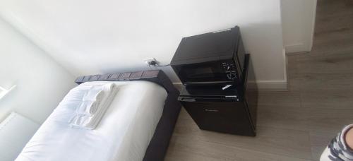 Free Car Park and walk to COOP, Etihad , Piccadilly,Free Snacks, Manchester (Foto 7)