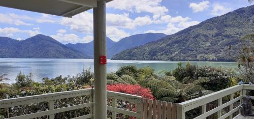 B&B Havelock - Mahakipawa Hideaway - Marlborough Sounds Home - Bed and Breakfast Havelock