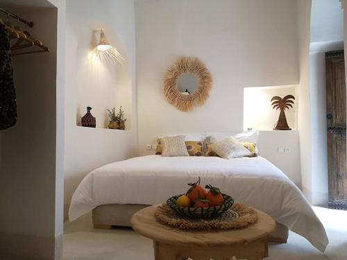 Riad NaaNaa Bed & Breakfast Room Type - Double Room with Private Bathroom Riad NaaNaa Bed & Breakfast Room Type - Double Room with Private Bathroom