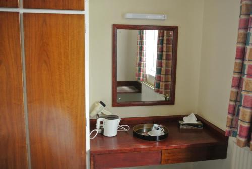 Pelham Hotel - image 11