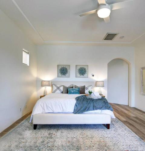 Make Yourself at Home in Palm Desert Luxury in Palm Desert, USA