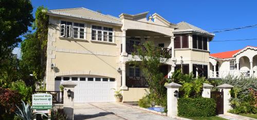 Coconut Walk Beach Apartment photo 1
