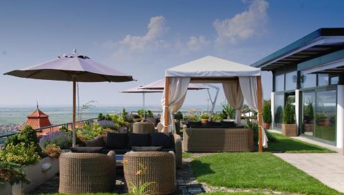 Hotel Villa Breg - 정원