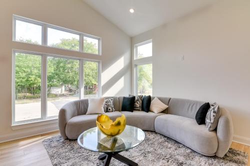 Pet-Friendly Houston Home about 3 Mi to Downtown! in Houston, USA