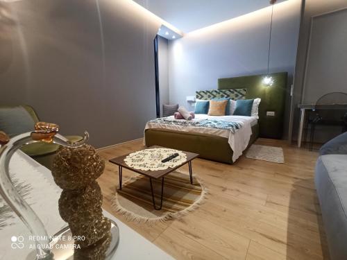Square 21 Studio Apartments, Tirana (photo 2)