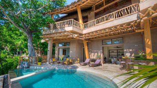 Casa Buena Vista - Beach Front - Villa in Sayulita in Sayulita, Mexico