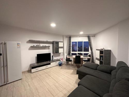 Cama House