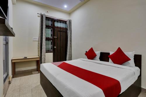 OYO Flagship Hotel Kanha