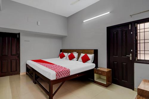 OYO Flagship Elite Residency