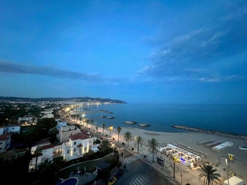 Entire Apartment , 2 Bedrooms Newly remodeled Center Sitges Barcelona