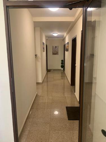 Brown Mur, Sofia (Foto 10)