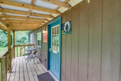 Serene Briceville Vacation Rental Cabin w/ Grill! in Rocky Top (TN)