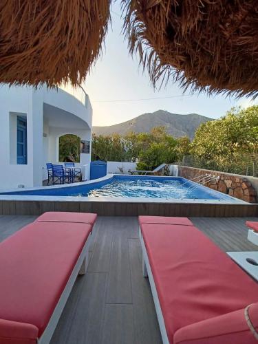 Captain Lazaros Villas and Suites, Perissa (foto 7)