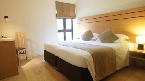 Lodge Drive Serviced Apartments