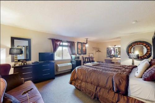 Suite Dreams 101 - Tradewinds in Eureka Springs, USA