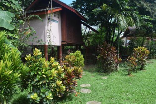 Namsong Bridge Bungalows