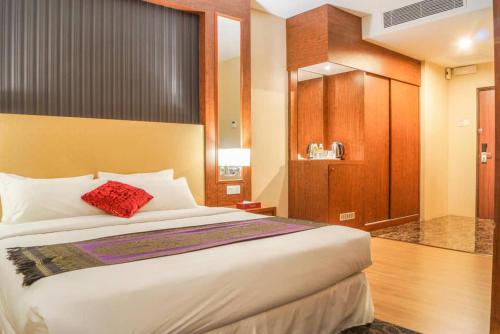 room detail thumbnail 0