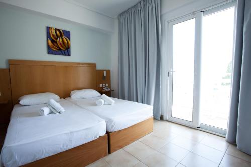 โรงแรมคอส เบย์ (Kos Bay Hotel) in เกาะเคโอส