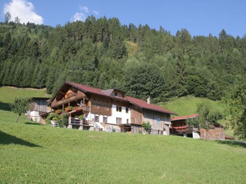 Spacious Holiday Home near Ski Area in Kaltenbach Kaltenbach