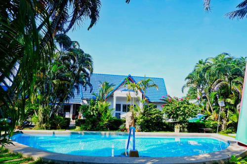 Kingsacre – Ko Phuket, WY