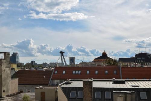 Old town 2BR with best view, Bratislava (foto 9)