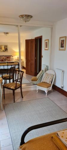 Delightful Devon Cottage in Otterton