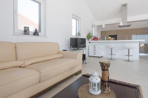 Maki Exclusive Apartments - image 7