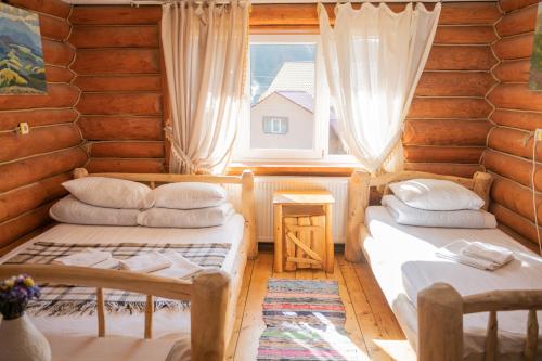 Будинок Художника - Accommodation - Synevyrsʼka Polyana