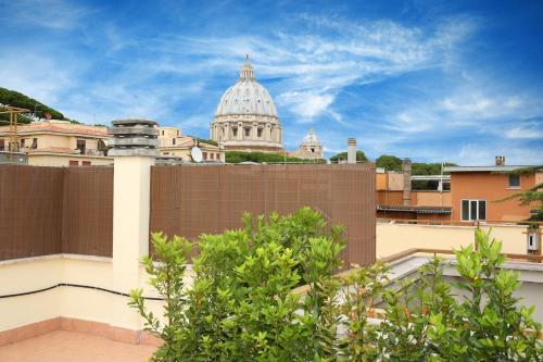 L'Isola di Esme, Rome