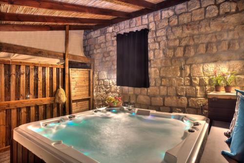 אבני החושן - סוויטות יוקרה בצפת העתיקה - Avnei Hachoshen - Luxury Suites in the Old City, Safed (fotografie 3)