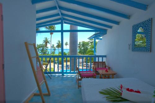 2 bedrooms, 4 beds